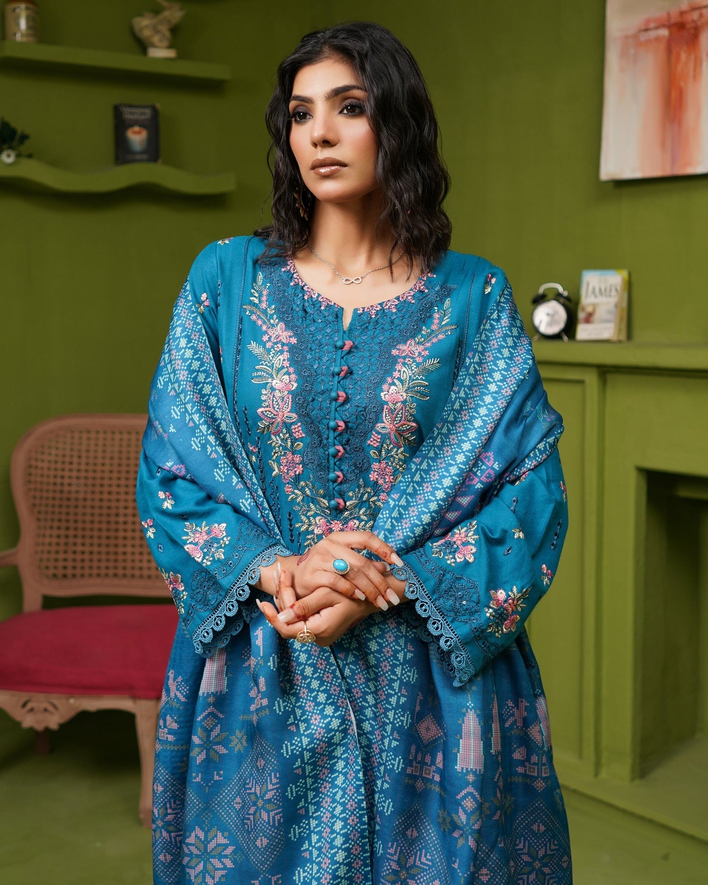 Munira 7 Chic Dhanak Zinc Blue