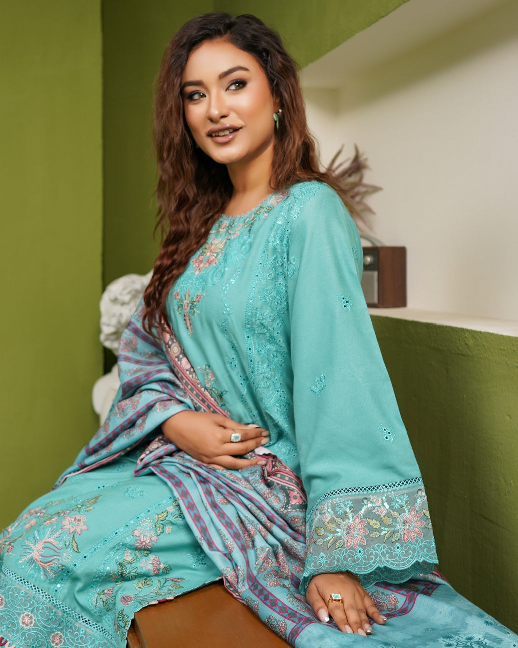 Munira 7 Chic Dhanak Frozi