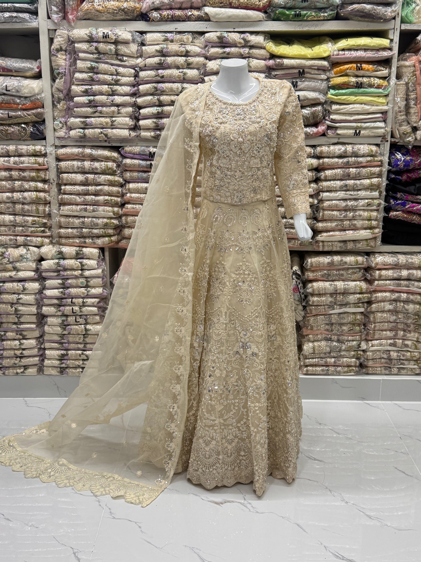 Mehak-e-Shaam FG 162 Cream