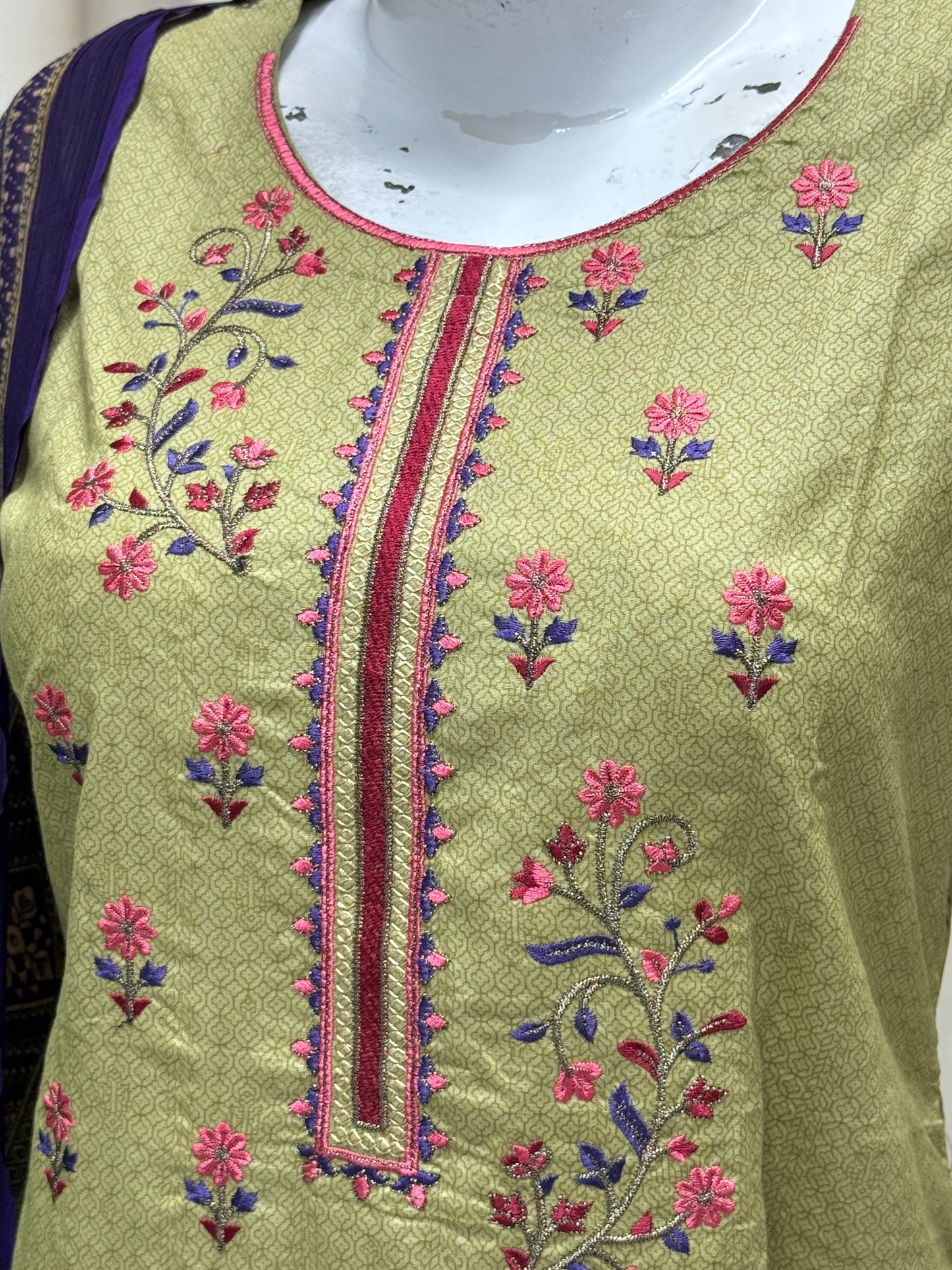 HM Lawn - Chiffon Dupatta 301 Green