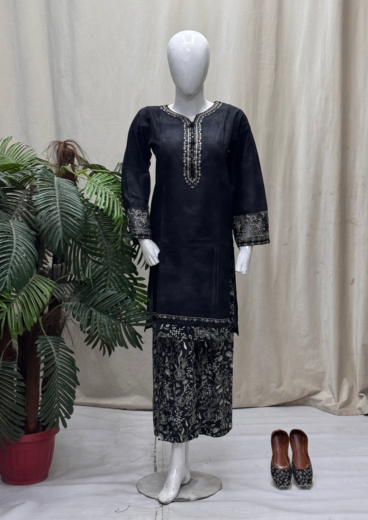 2PC 555 Black & Khusa