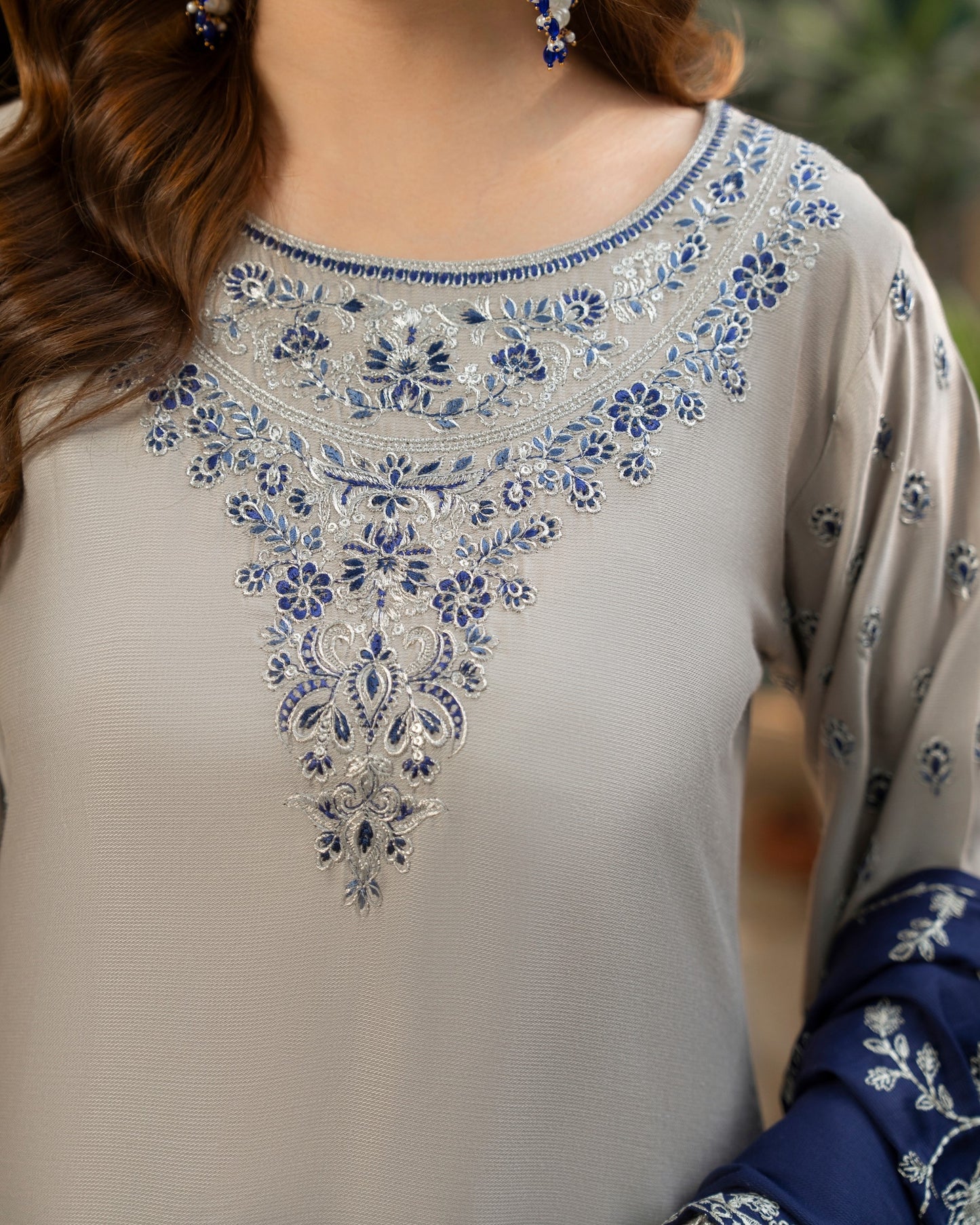 Karma Nigar Kotrai 1523 Silver Grey