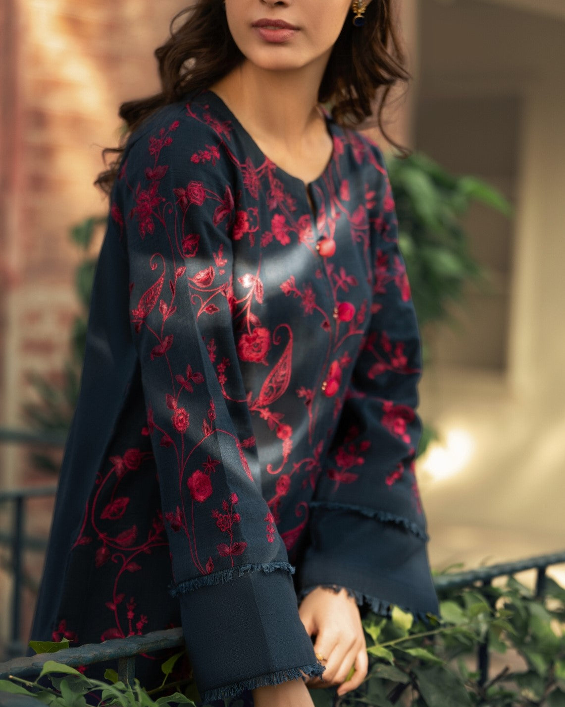 Shadows Khadder Zinc