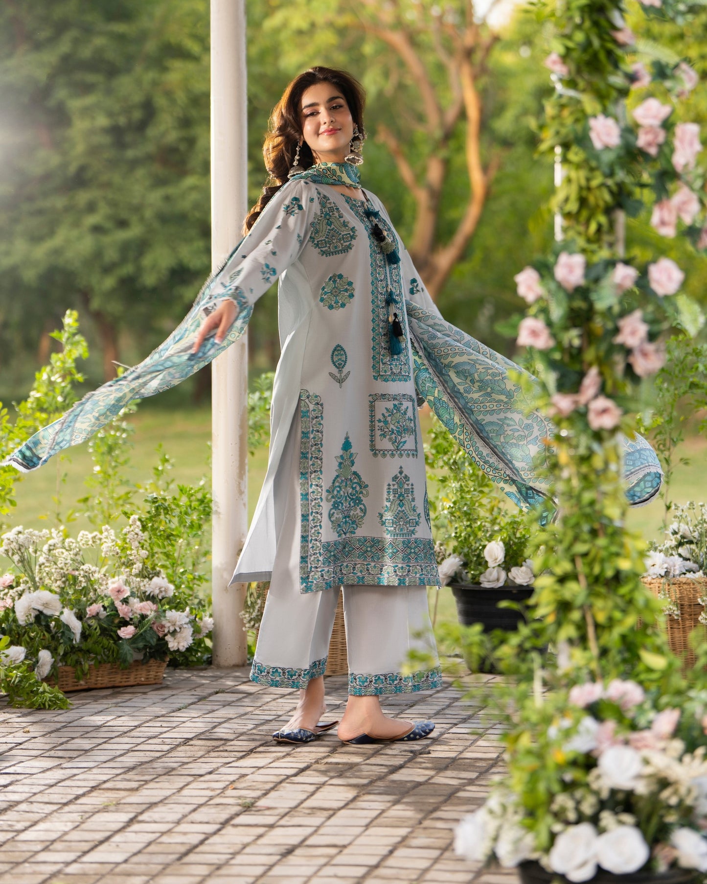 Karma Sunehri 1576 Mist Grey
