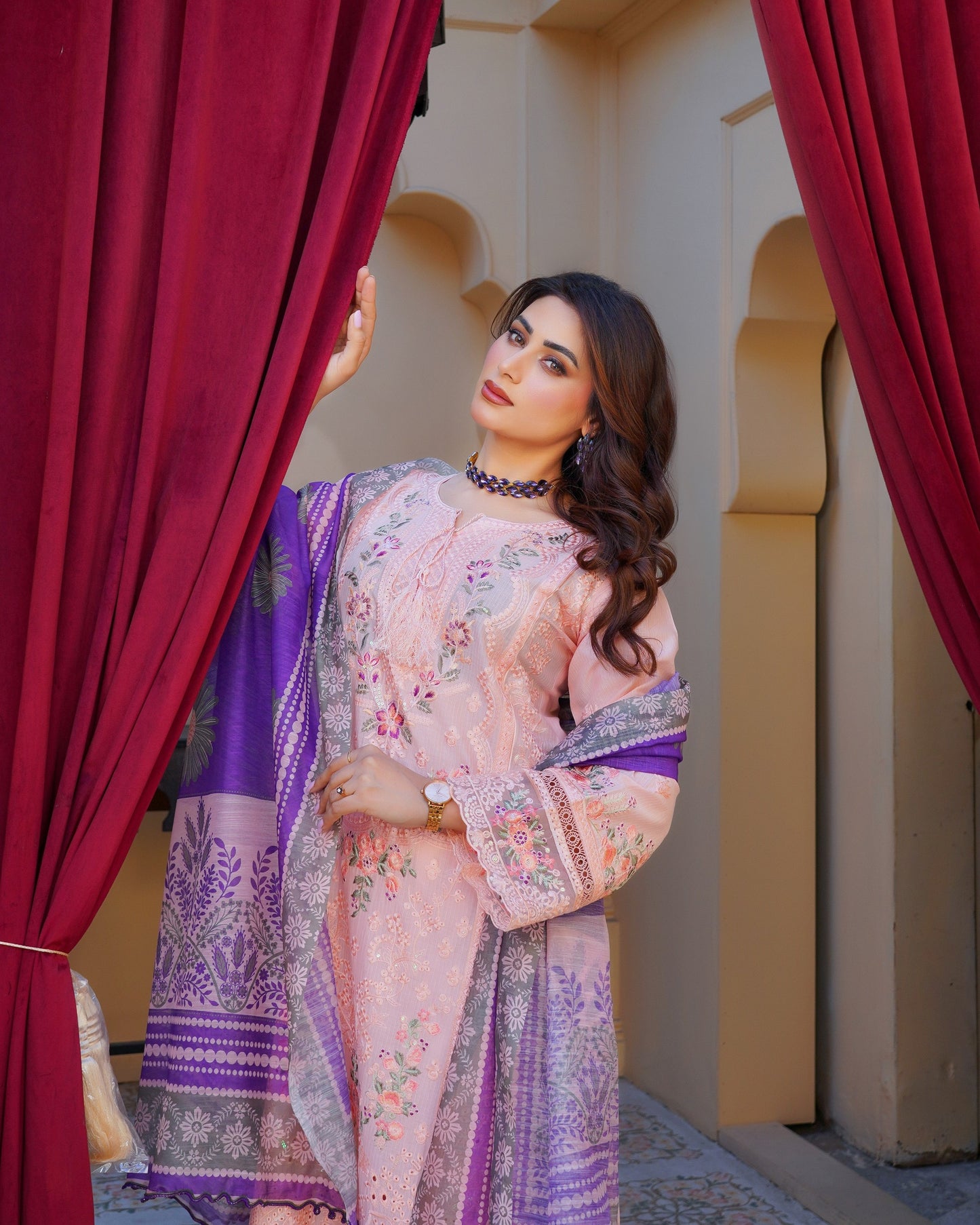 Munira Opulence Thread MSL 06 Peach