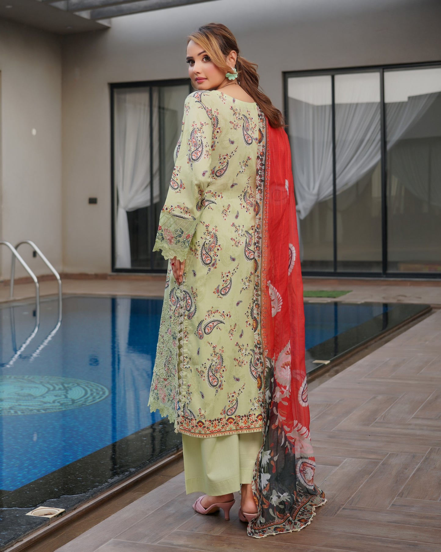 Munira Gulnar Lawn Shirt Parrot Green