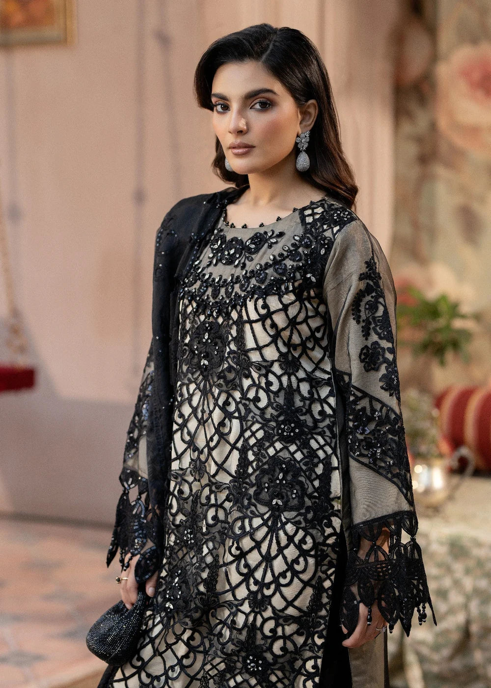 Charcoal Bloom Black