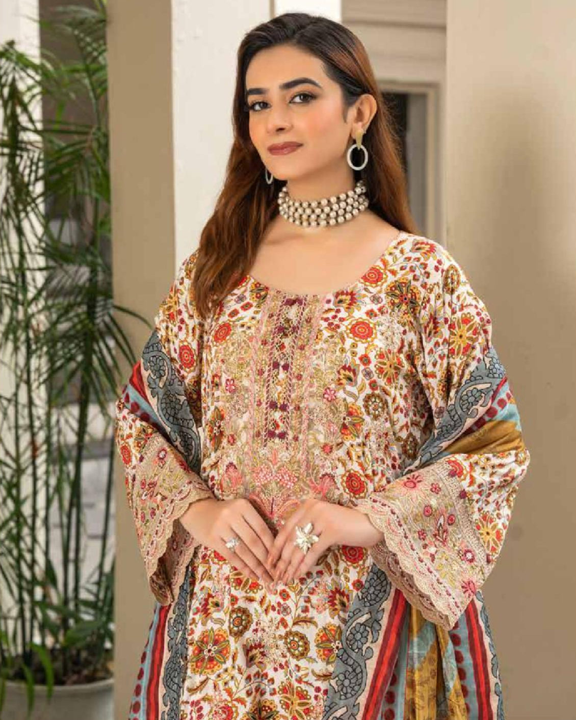 Munira Khazaan MSL 02 Floral White