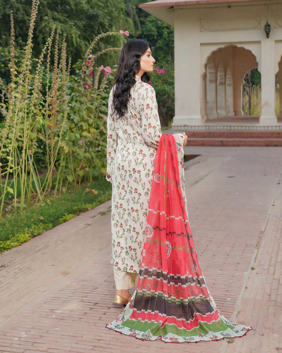 Munira Nazar Lawn MSL 03 Off White