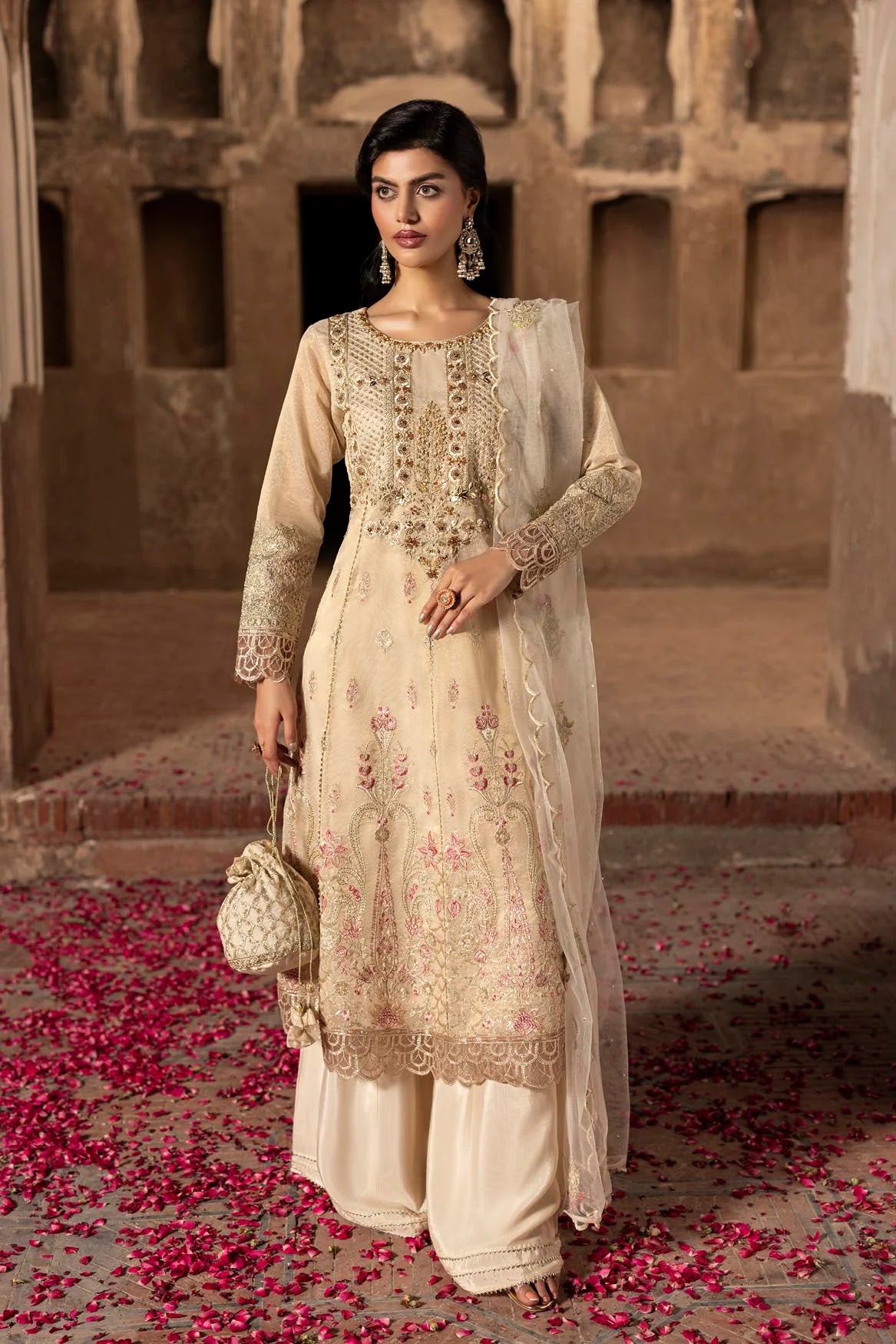 Noor Mahal ZR 2553 Off White