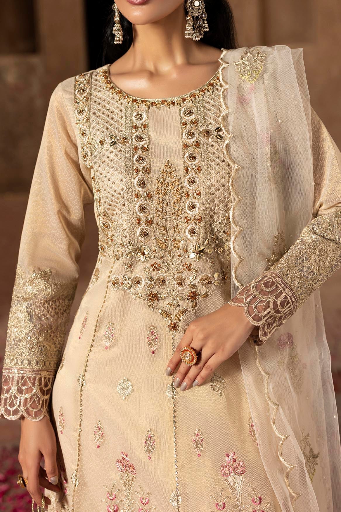 Noor Mahal ZR 2553 Off White