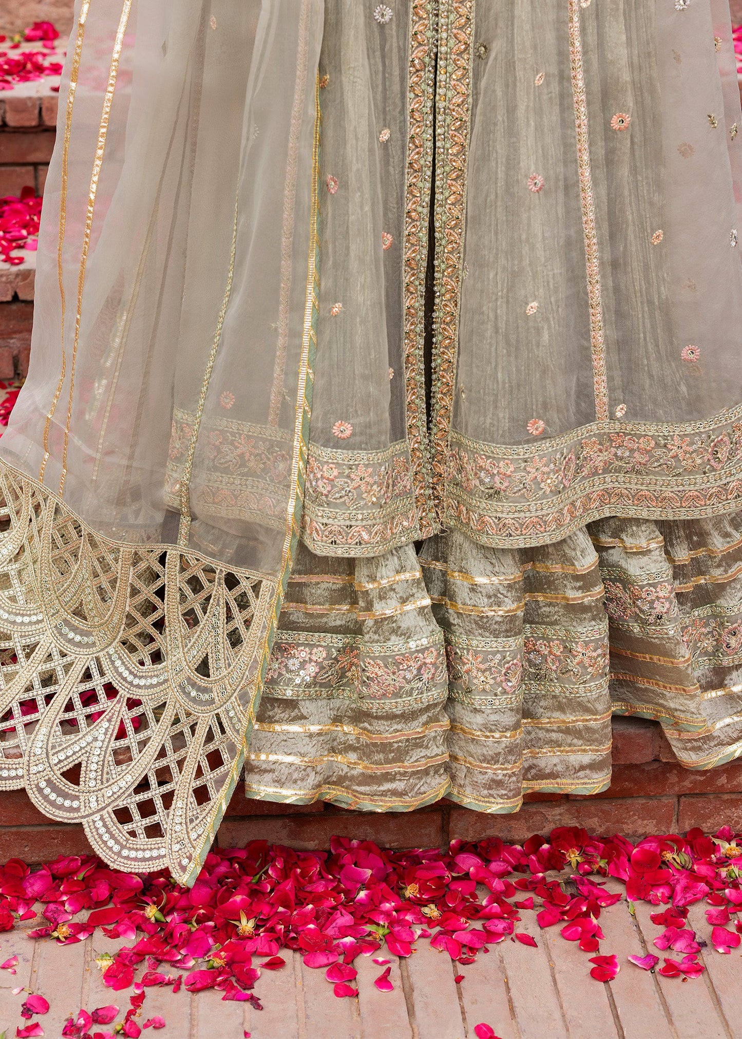 Dastoor ZQ 2579 Sage Green