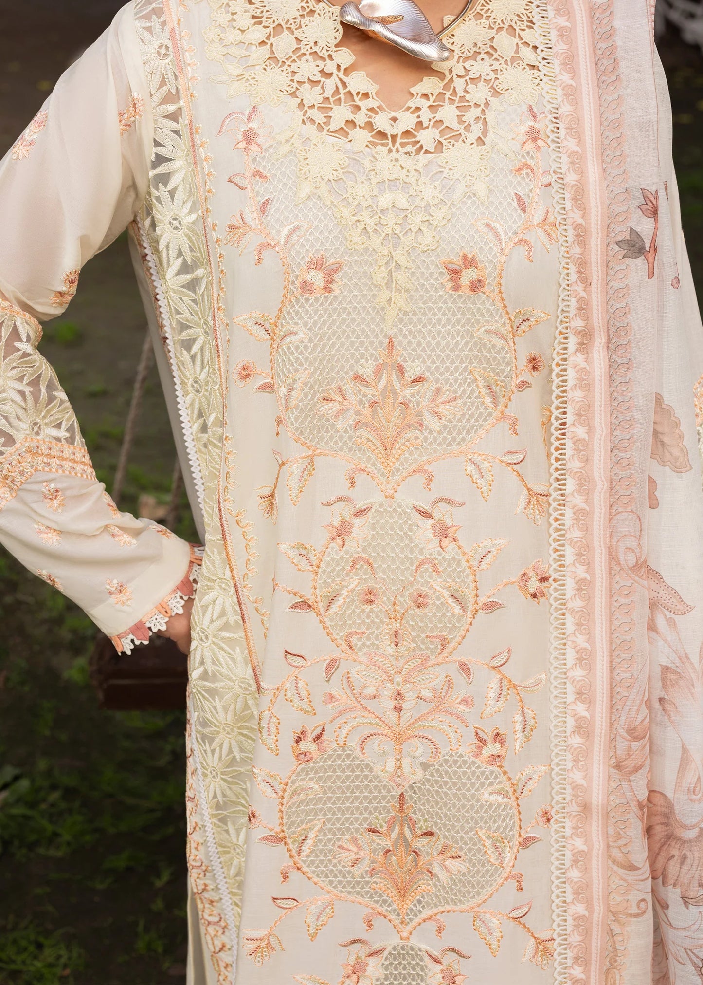 Summer Tales ZQ 2613 Ivory