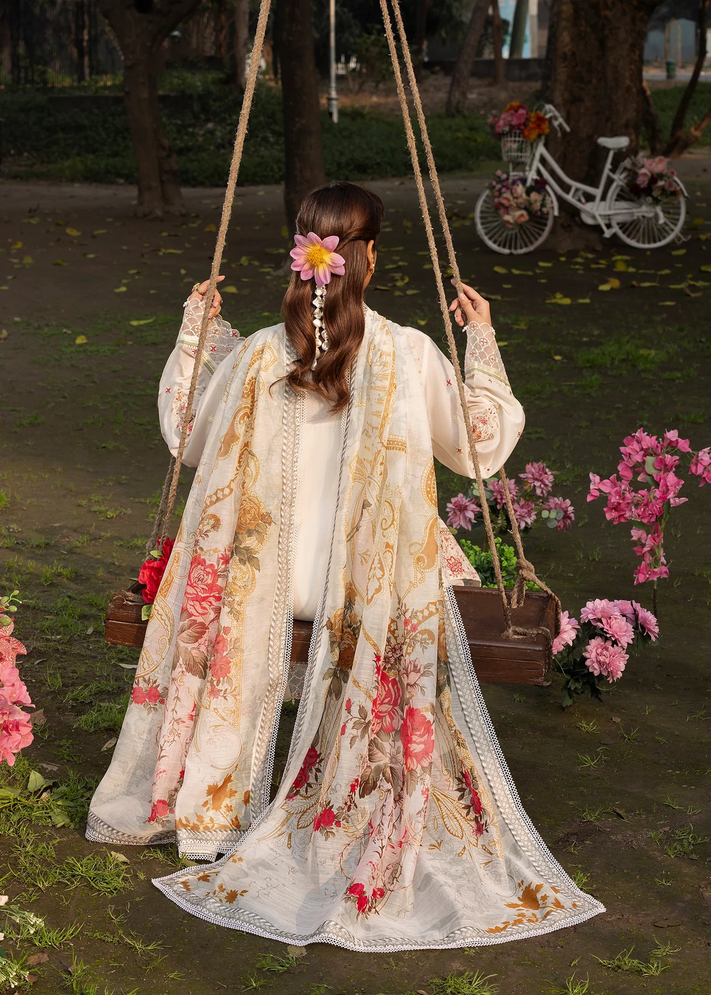 Summer Tales ZQ 2615 Ivory