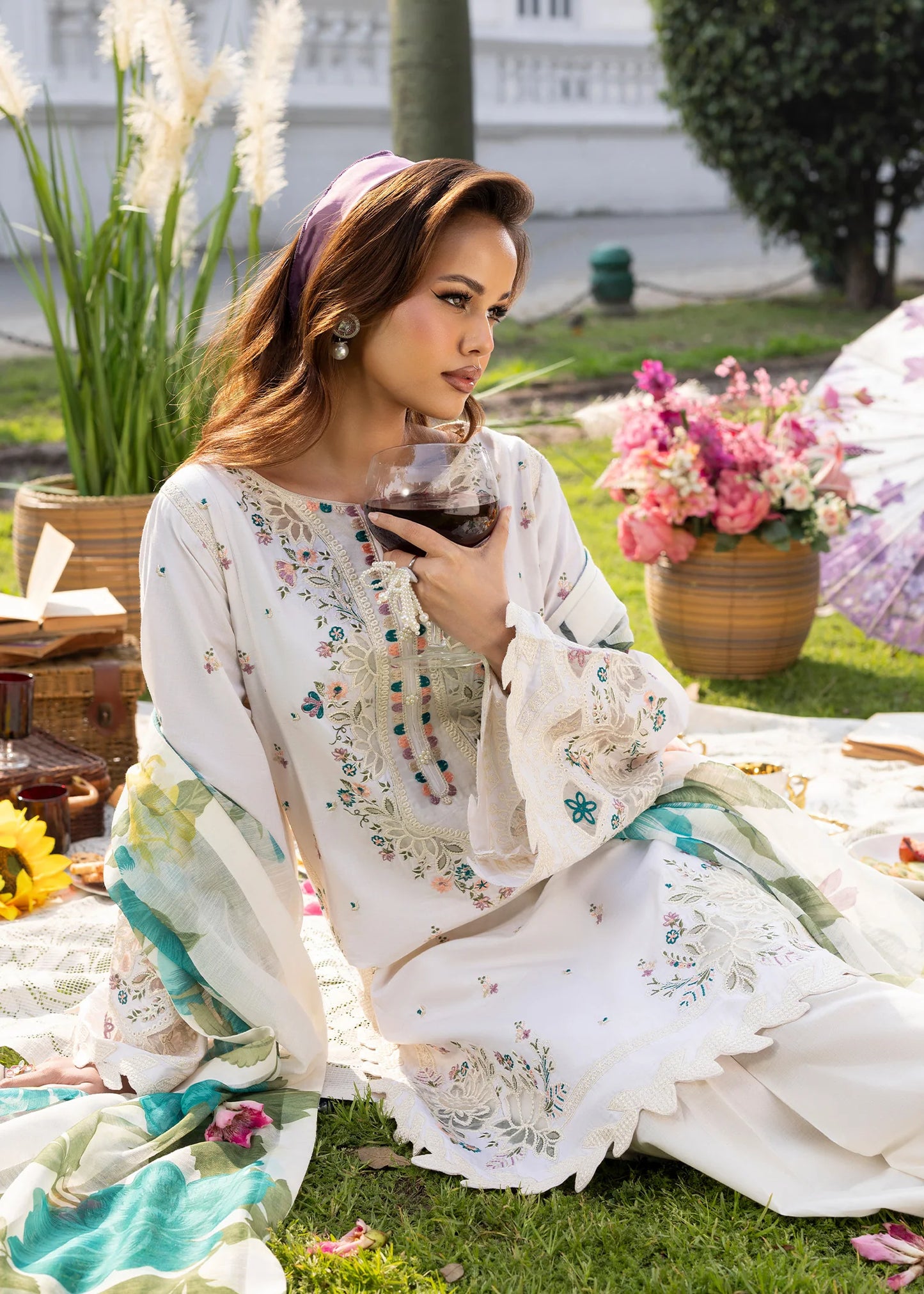 Summer Tales ZQ 2616 Ivory