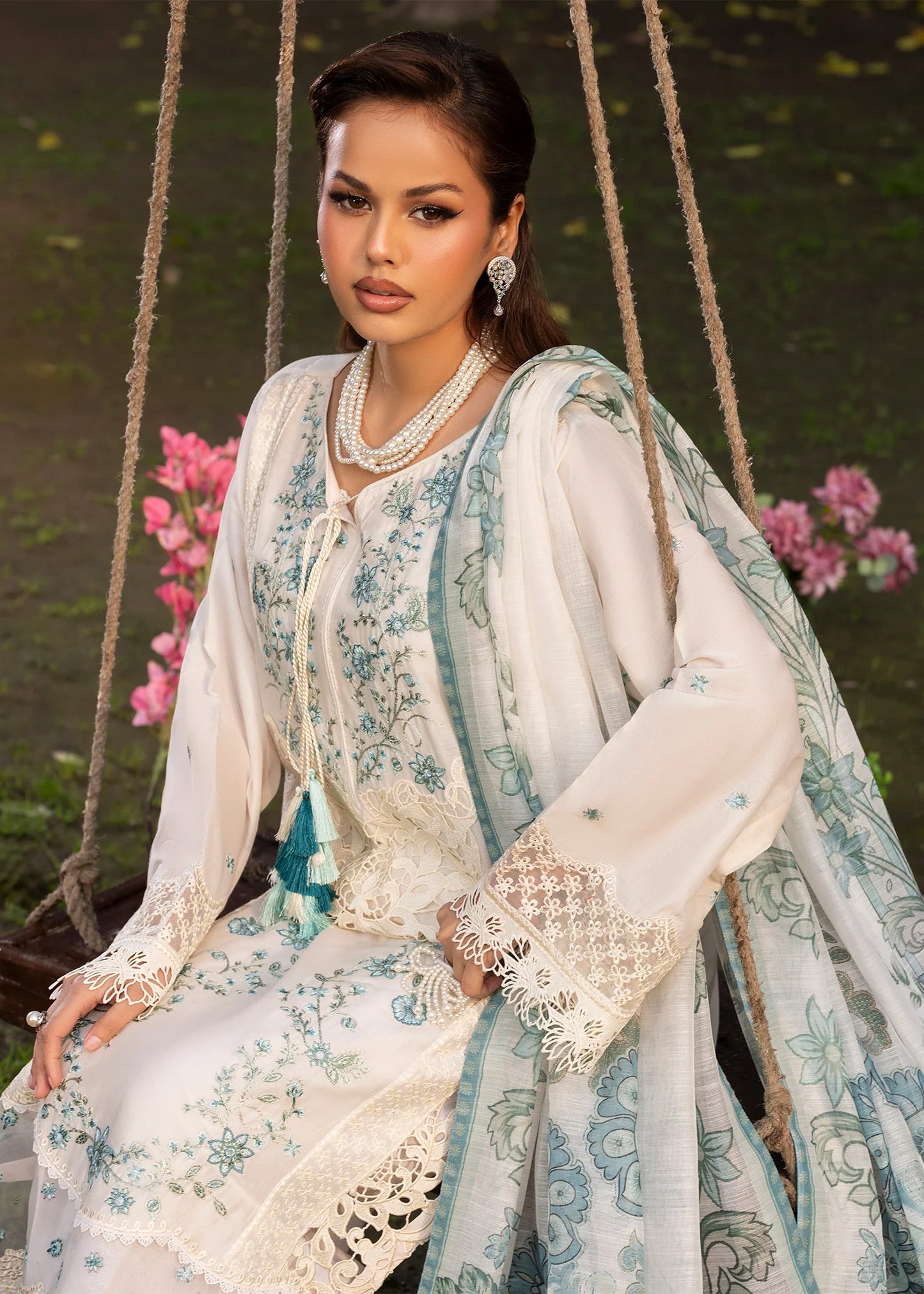 Summer Tales ZQ 2618 Ivory