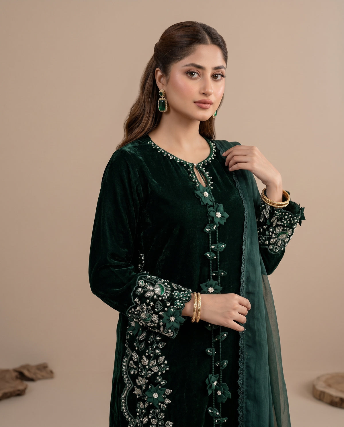 2586 Velvet Bottle Green