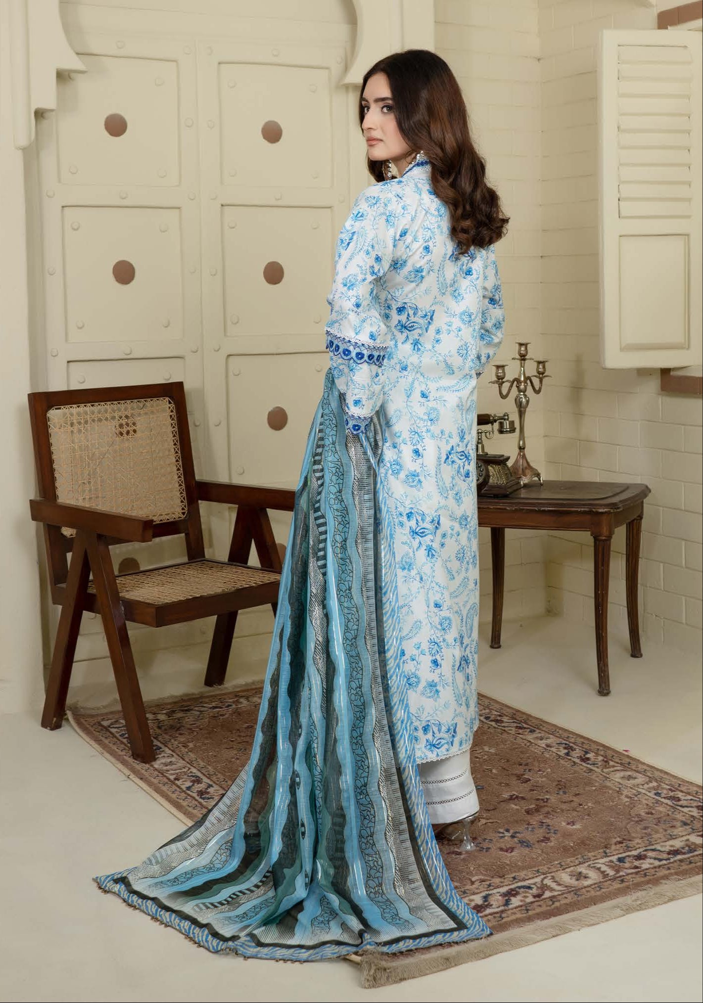 Munira Fitoor Lawn MSL 06 White