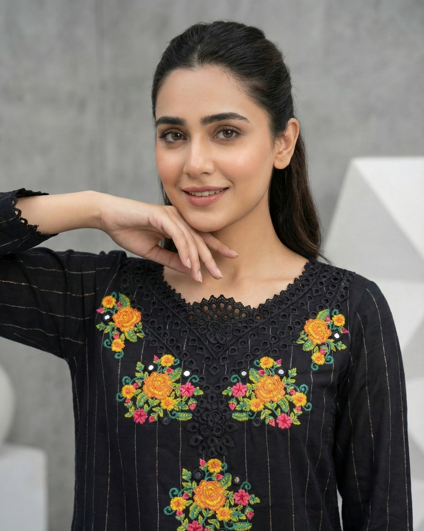 2PC 119 Black