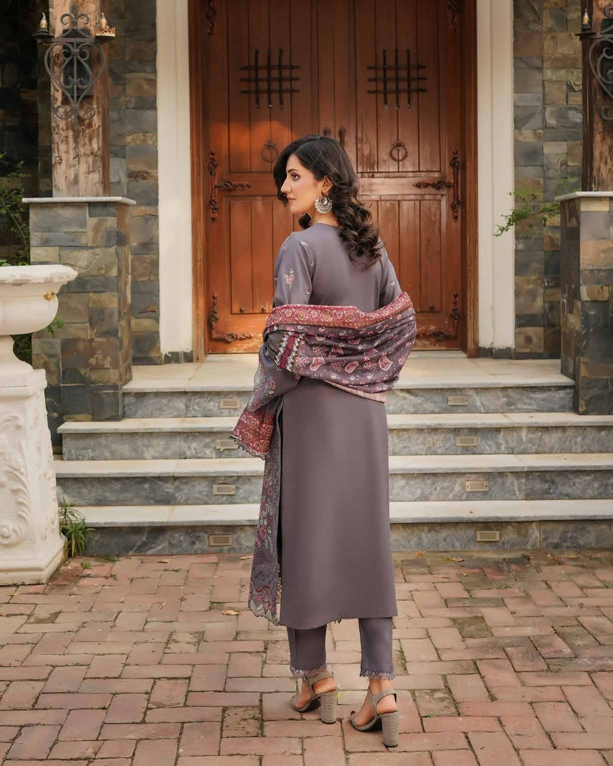 Munira Riwayat Dhanak MSL 01 Grey