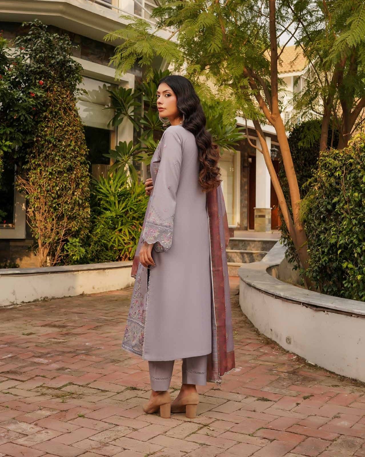 Munira Riwayat Dhanak MSL 03 Lilac