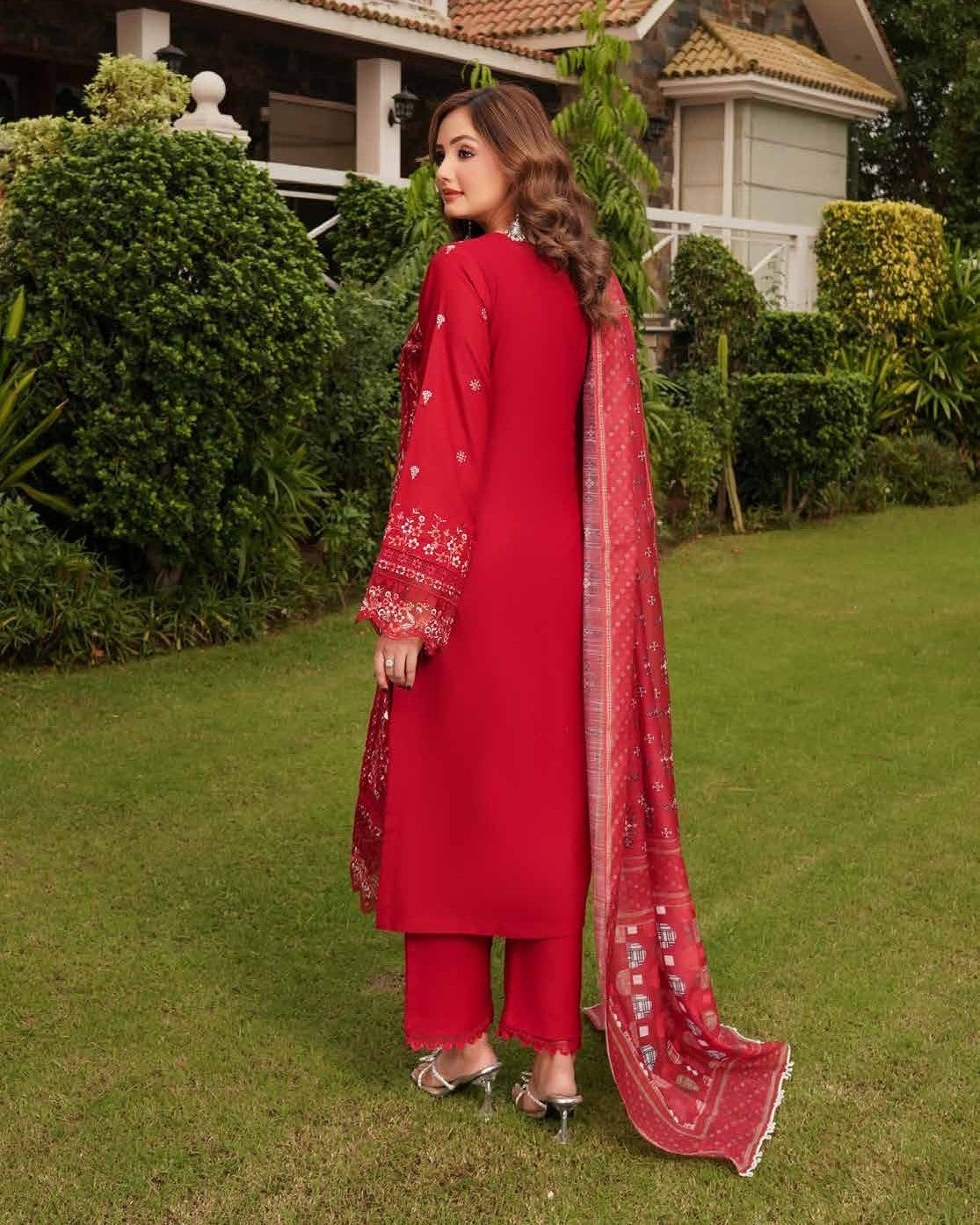 Munira Riwayat Dhanak MSL 07 Blood Red