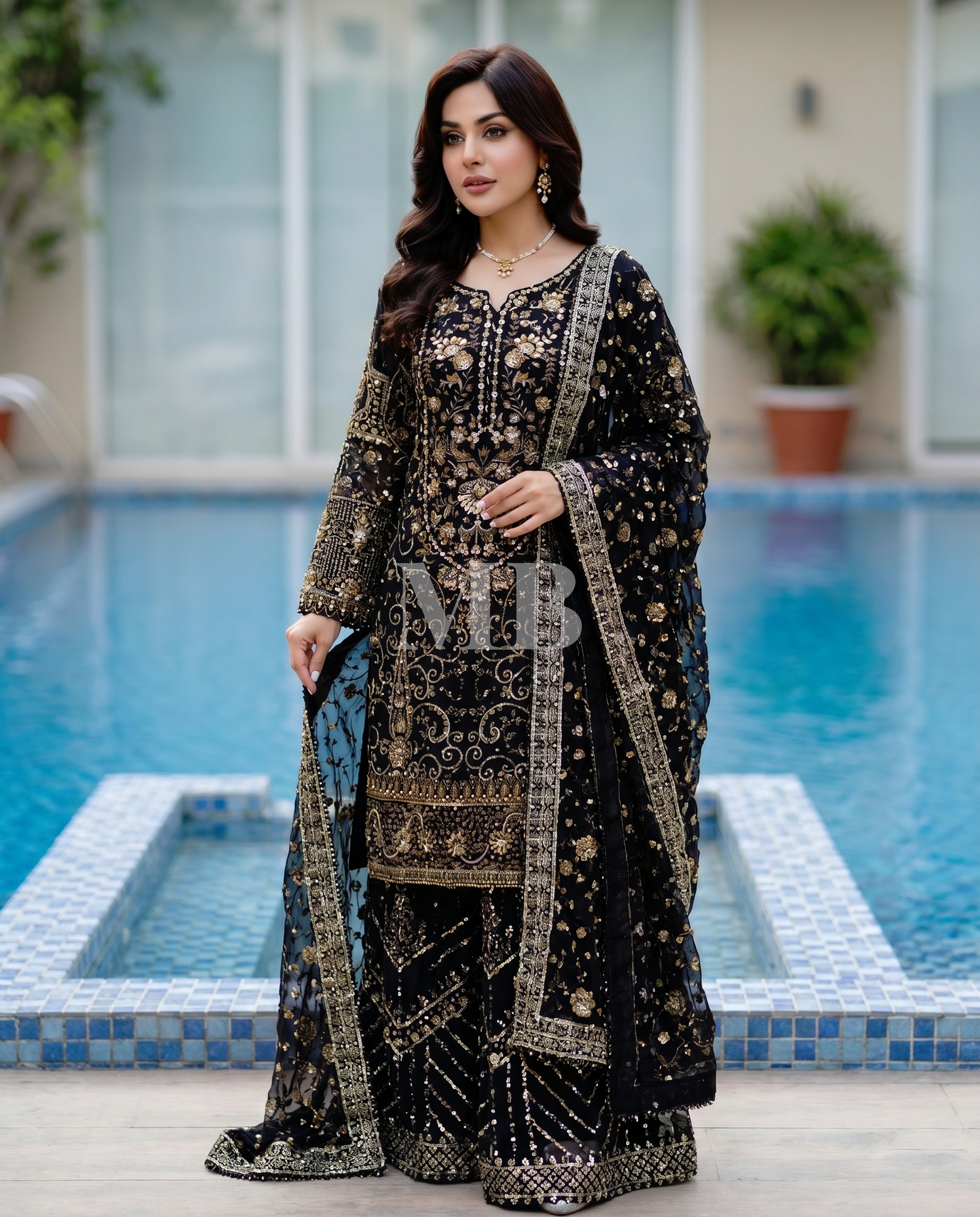 AL 4384 Black