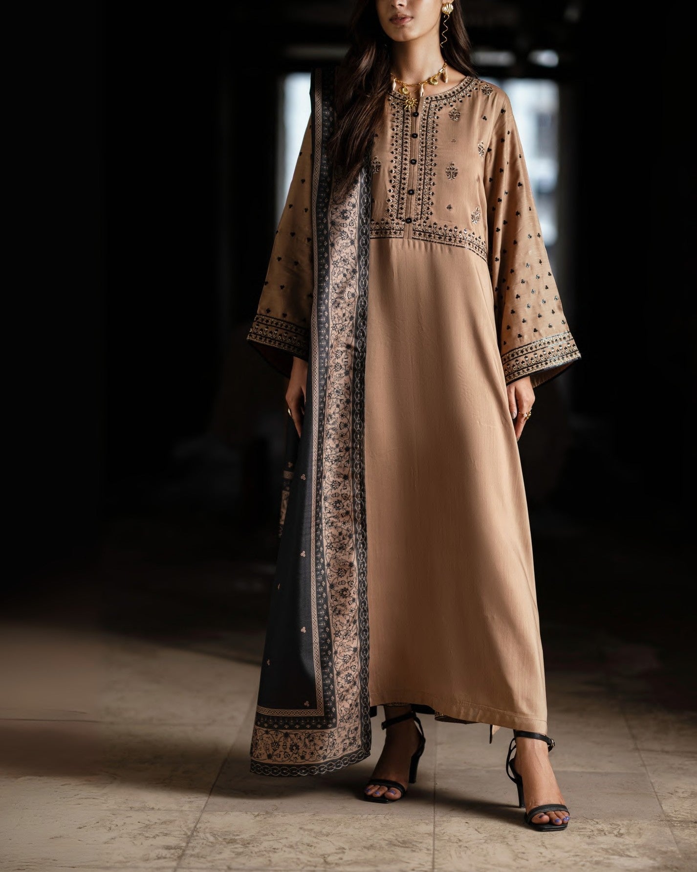 Aik Sitara Desert Elegance