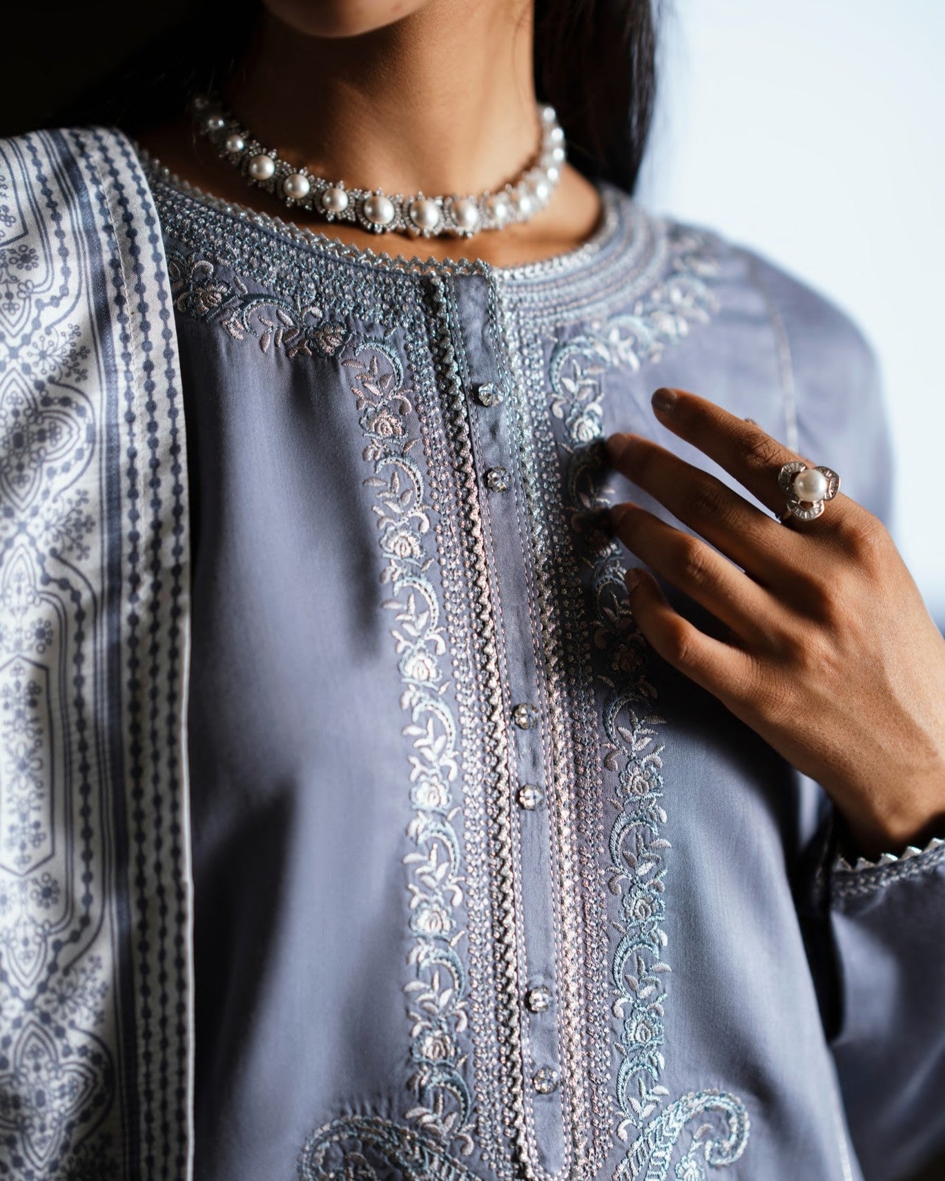 Aik Sitara Silver Serenity