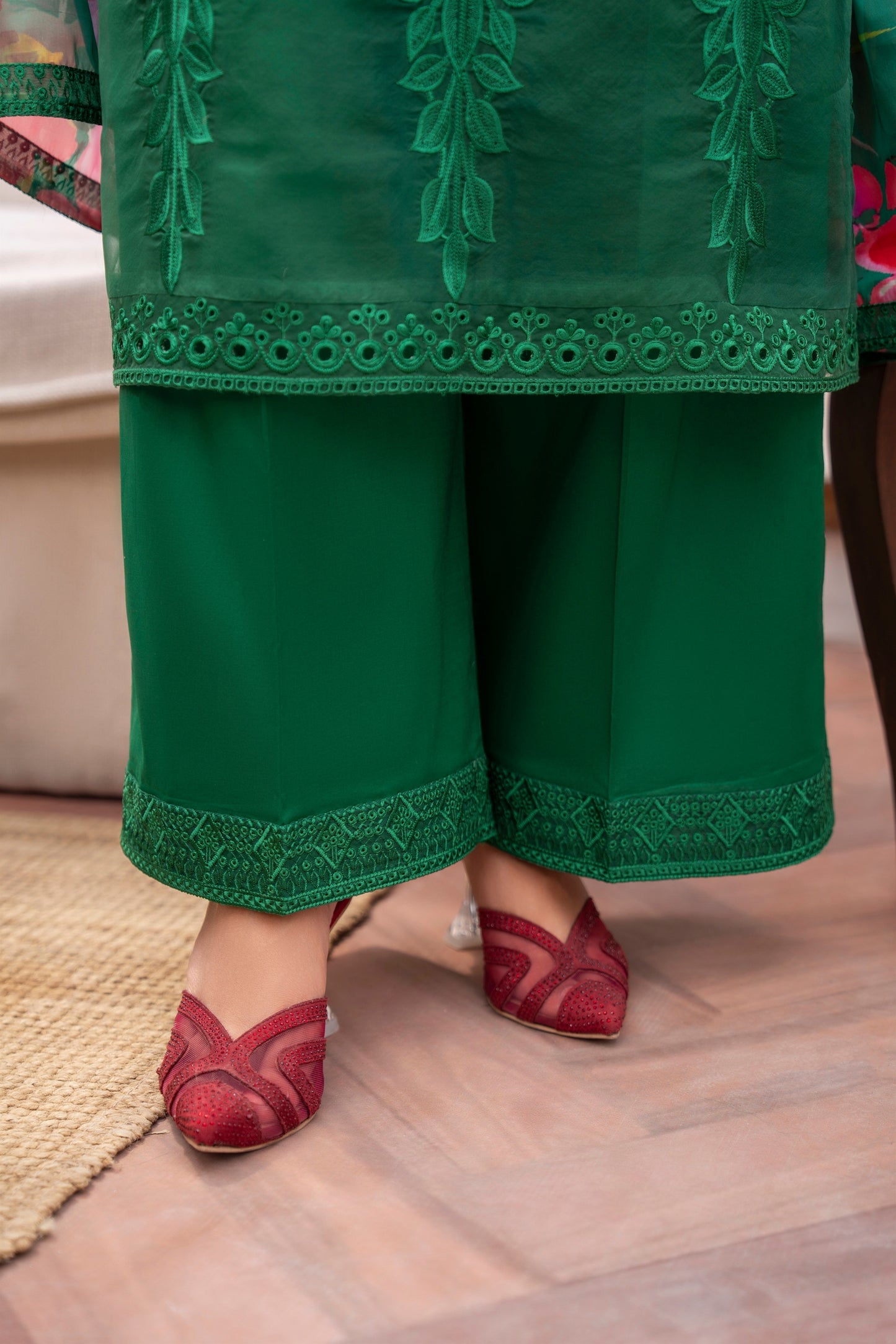 Karma Apsara 1485 Pine Green