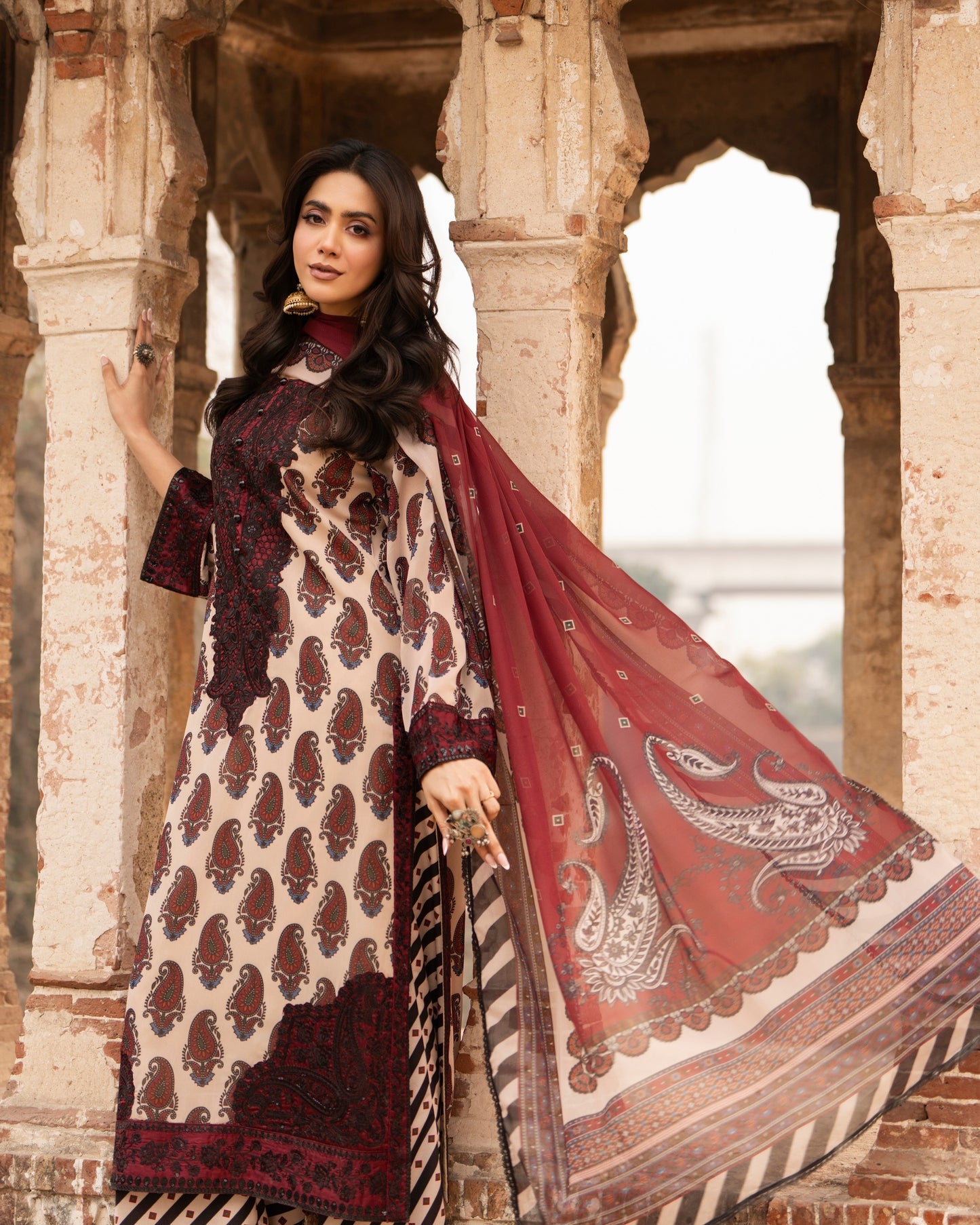 Karma Aura 516 Wine Mahroon