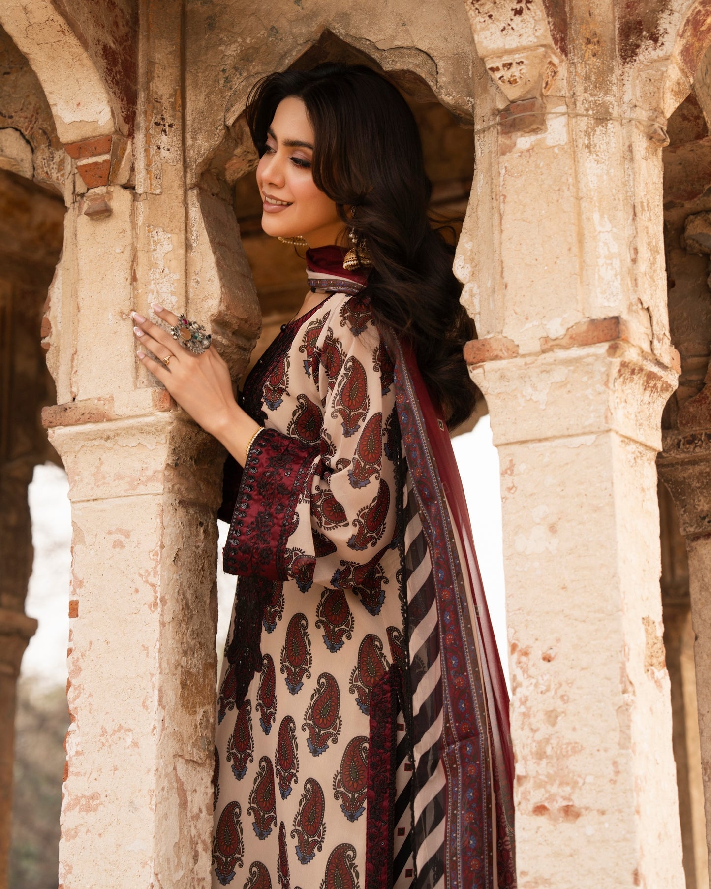 Karma Aura 516 Wine Mahroon