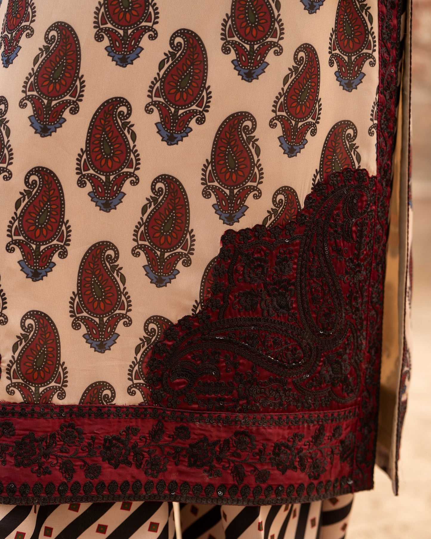 Karma Aura 516 Wine Mahroon