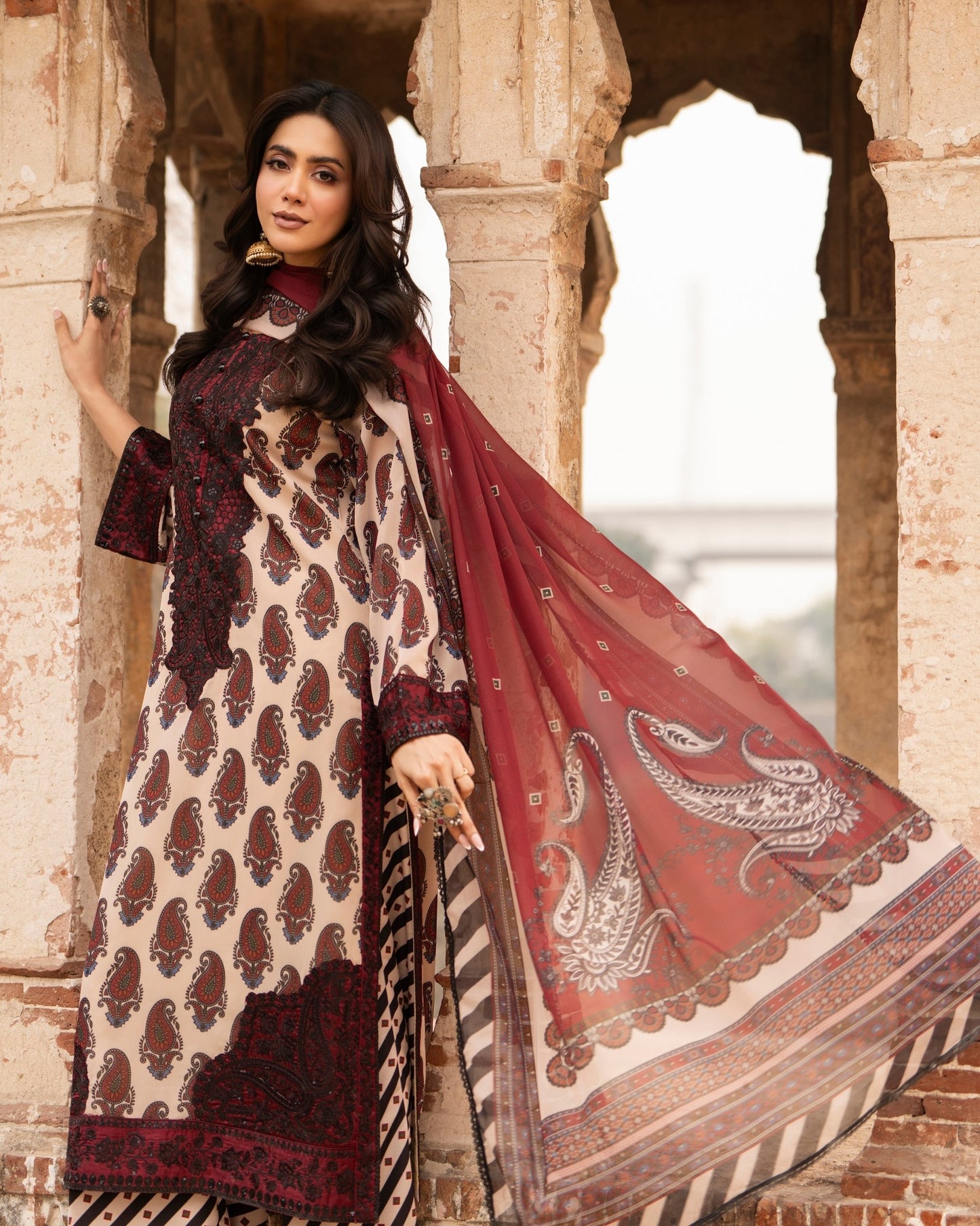 Karma Aura 516 Wine Mahroon