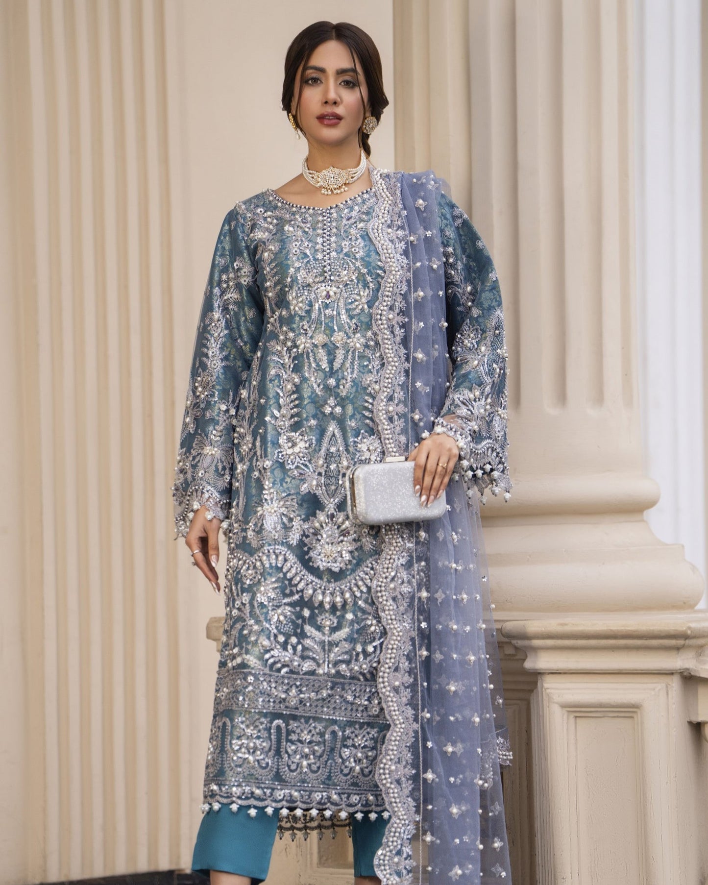 AL 4093 Glacier Blue