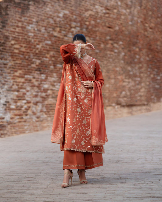 Darbar Mehrunisa Rust