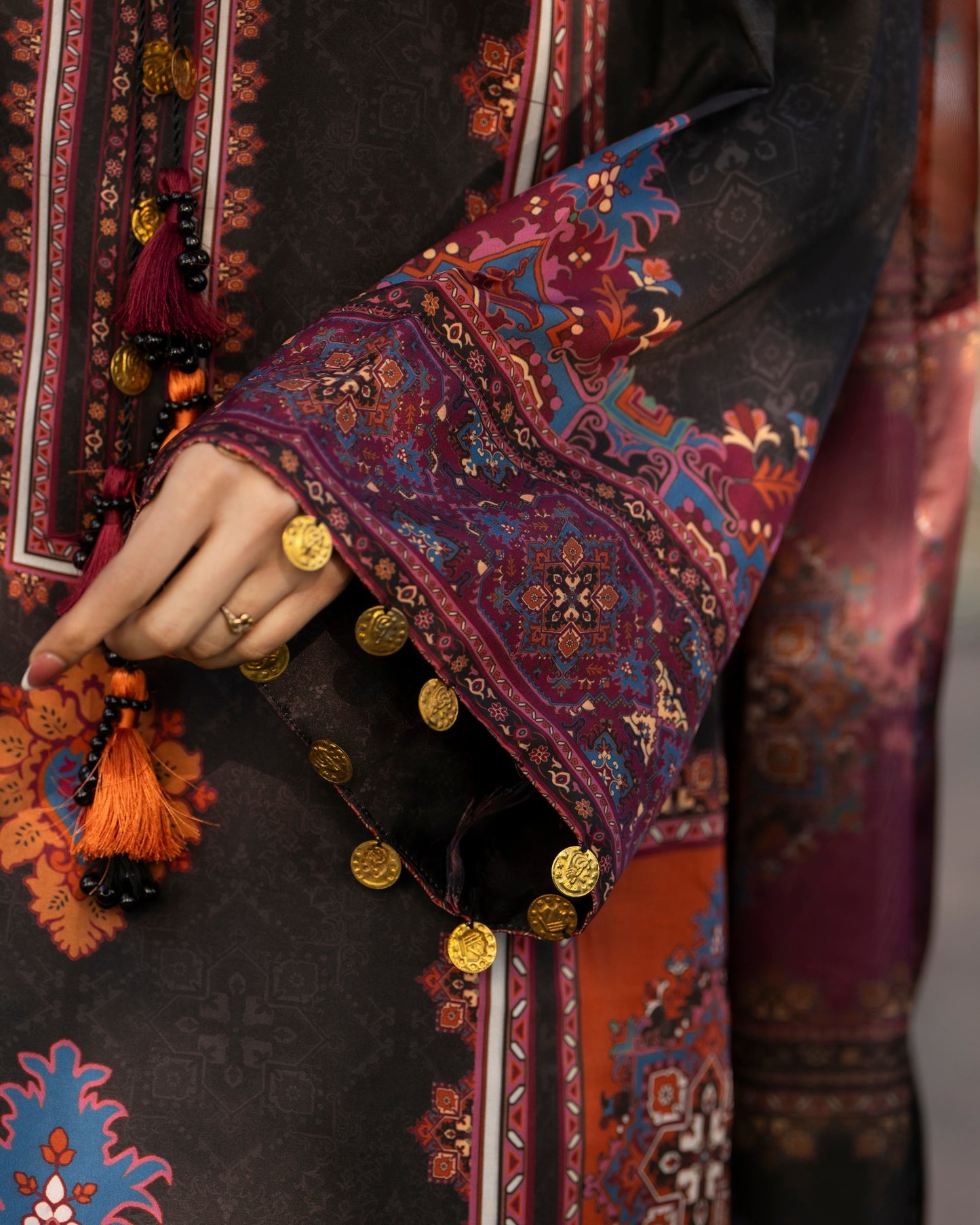 Karma Eliana 512 Charcoal