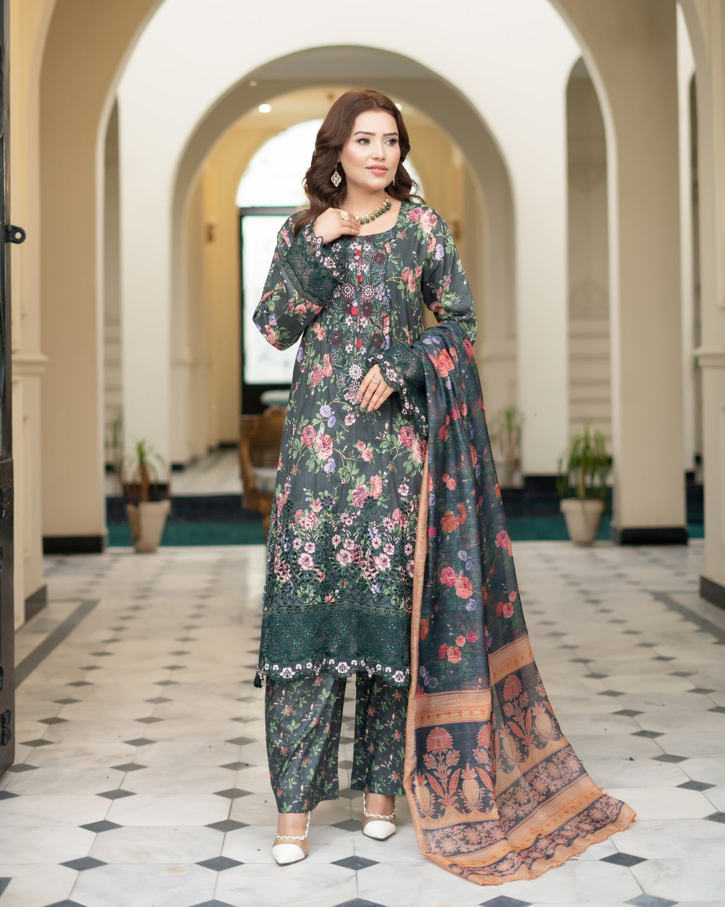 Munira Roop MSL 01 Bottle Green