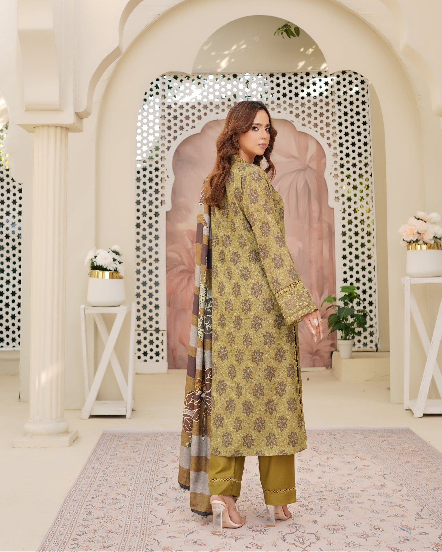 Munira Naqsh Dhanak MSL 02 Mehndi