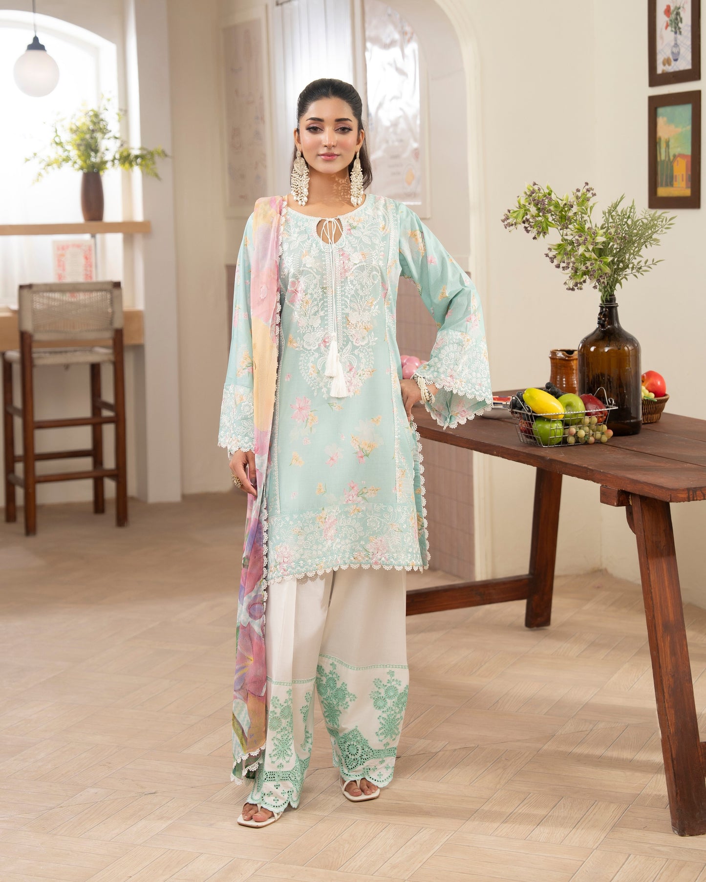 Karma Flora 1605 Aqua
