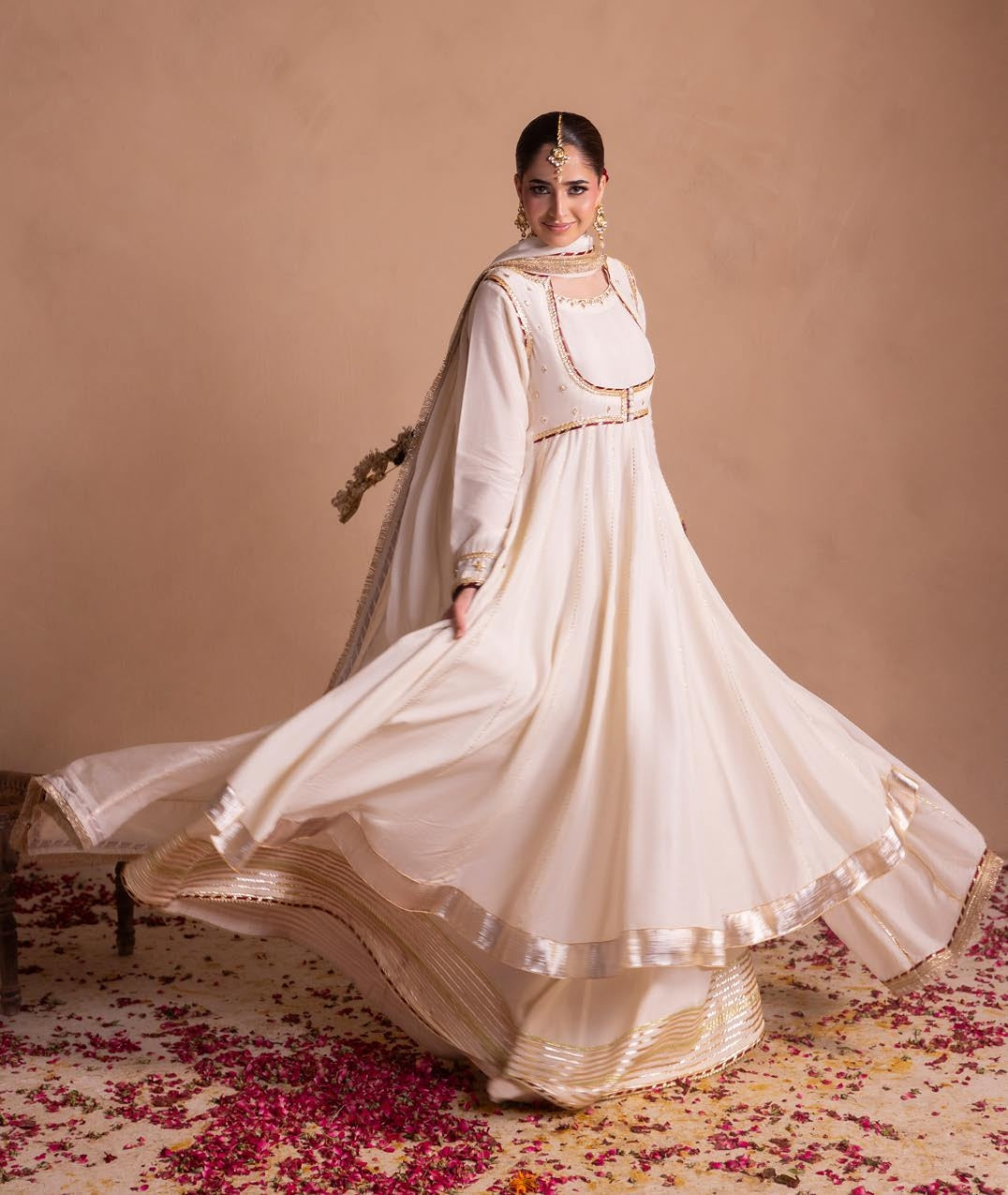 Gotta Kinari ZQ 2666 Ivory