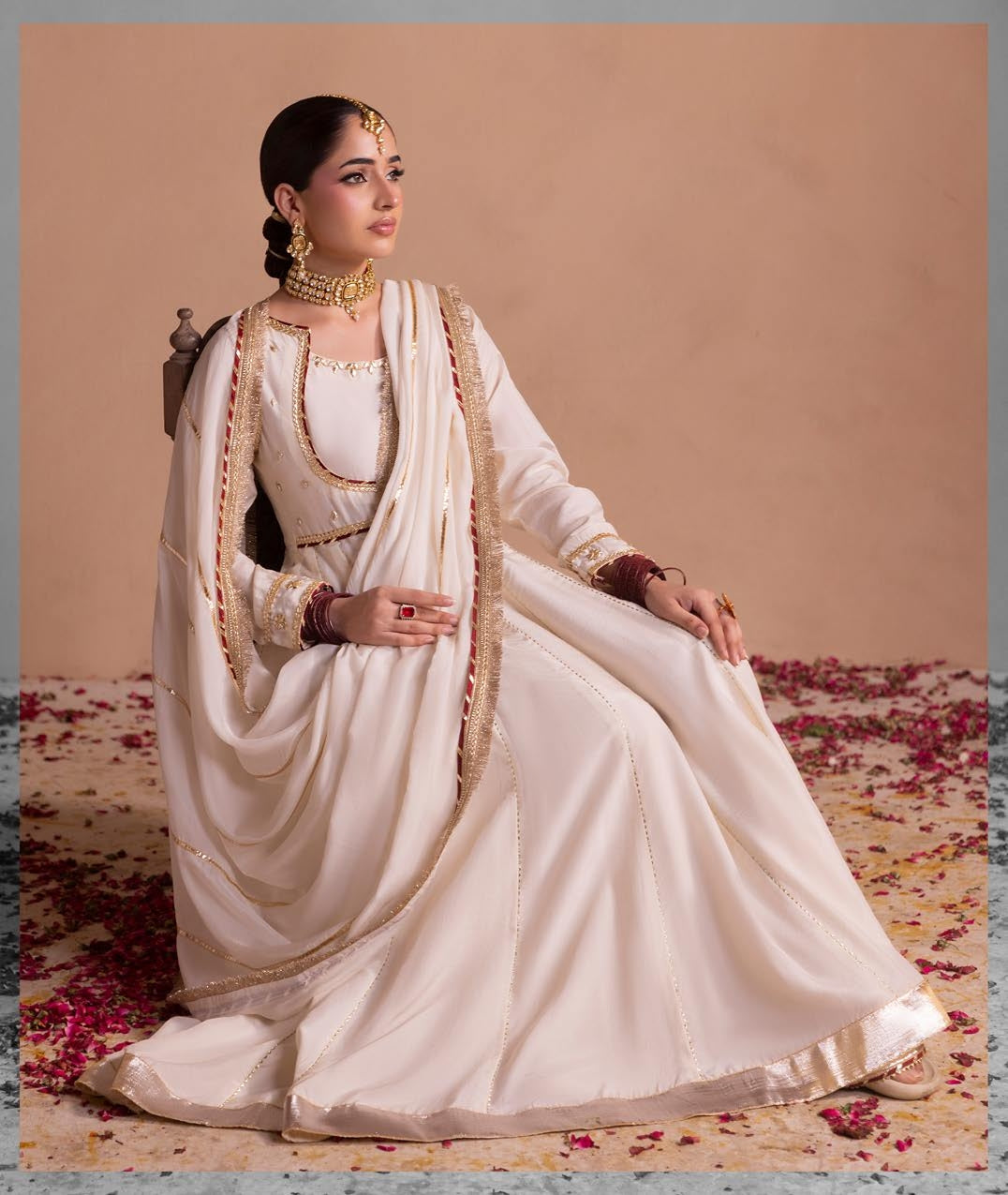Gotta Kinari ZQ 2666 Ivory