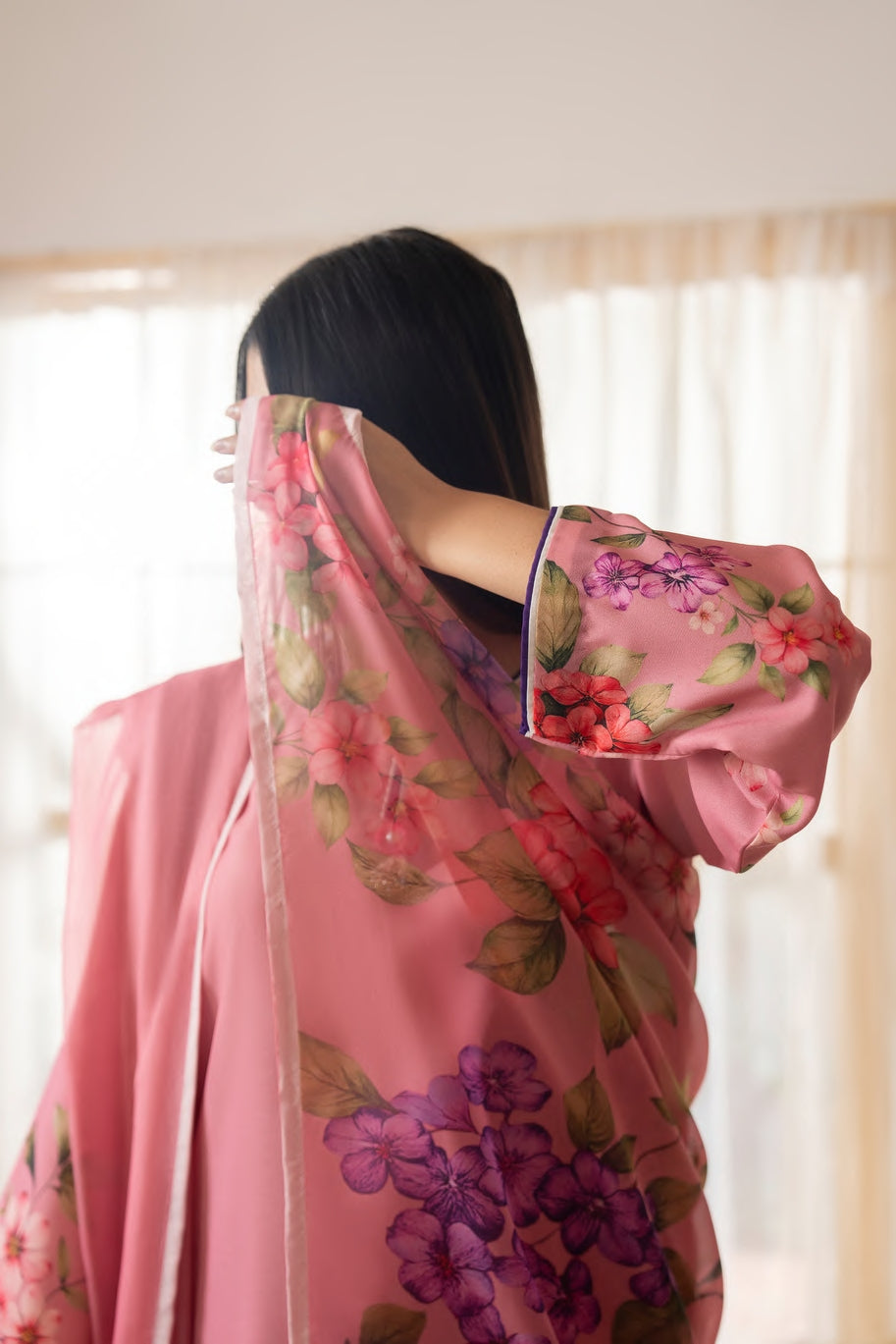 Gul-e-Jana Petal Bloom