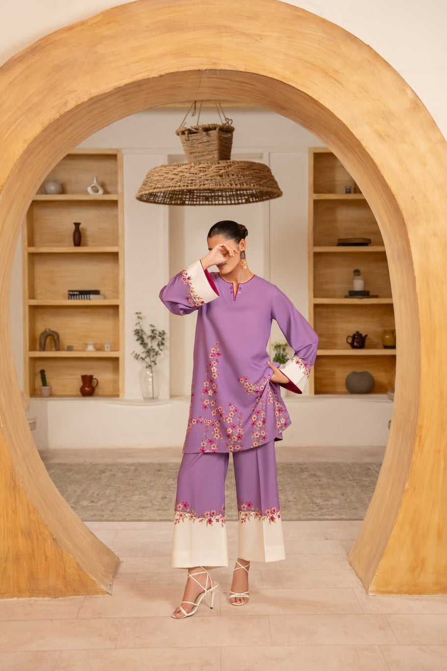 Gul-e-Jana Scarlet Bloom