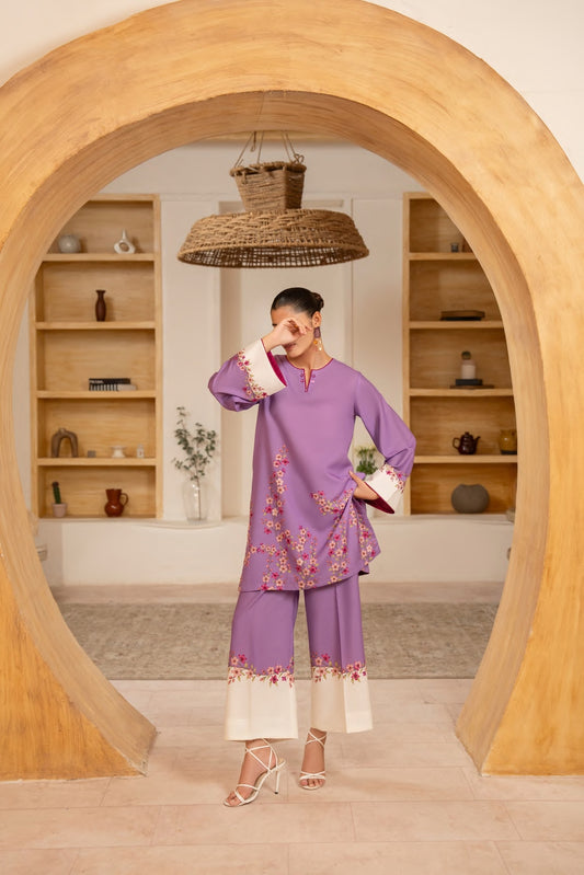 Gul-e-Jana Scarlet Bloom