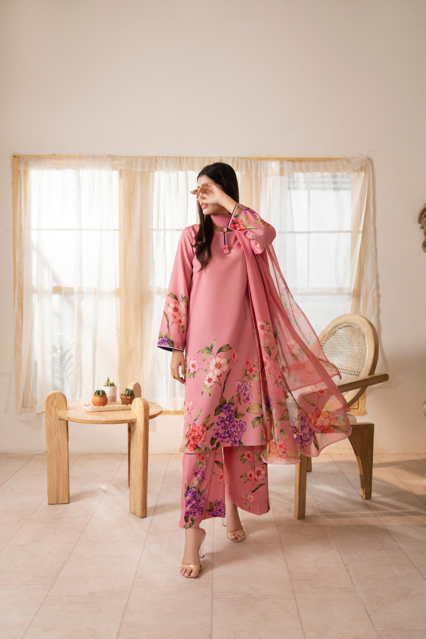 Gul-e-Jana Petal Bloom