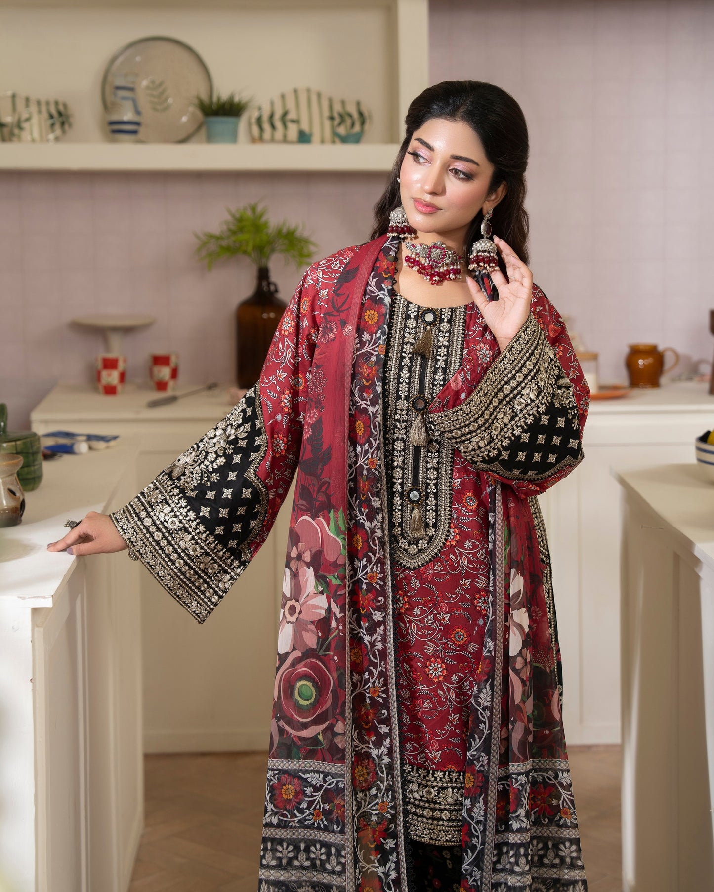 Karma Gul-Mahar 1600 Crimson
