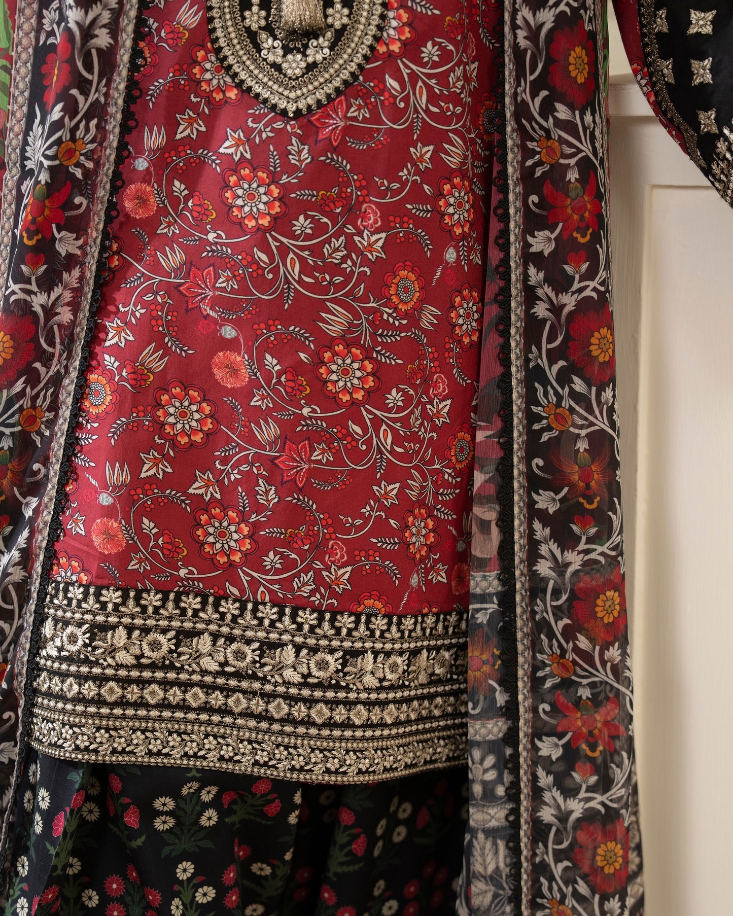 Karma Gul-Mahar 1600 Crimson
