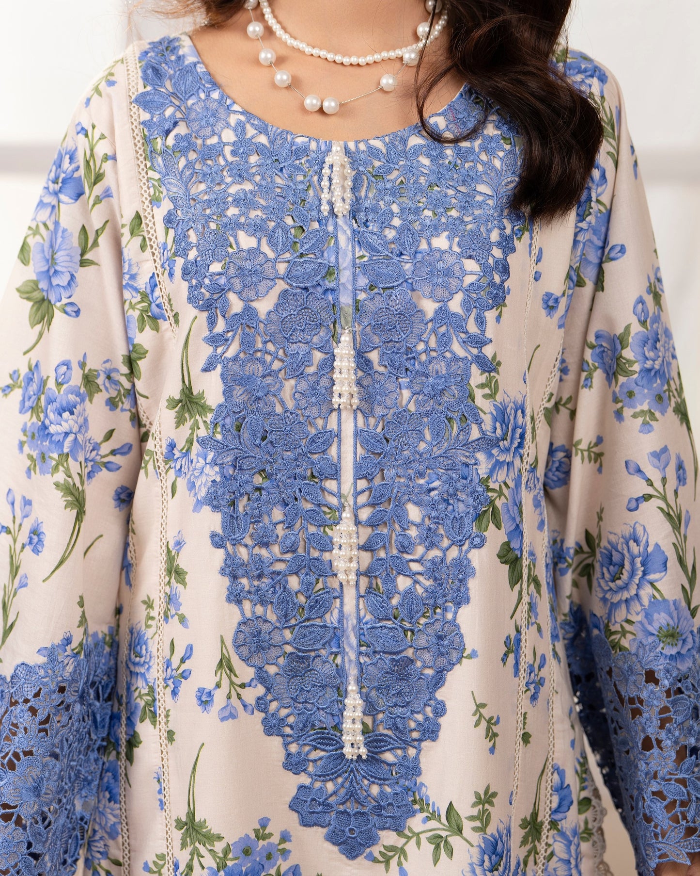 Karma Gul-Mahar 1598 Bluebell Ivory