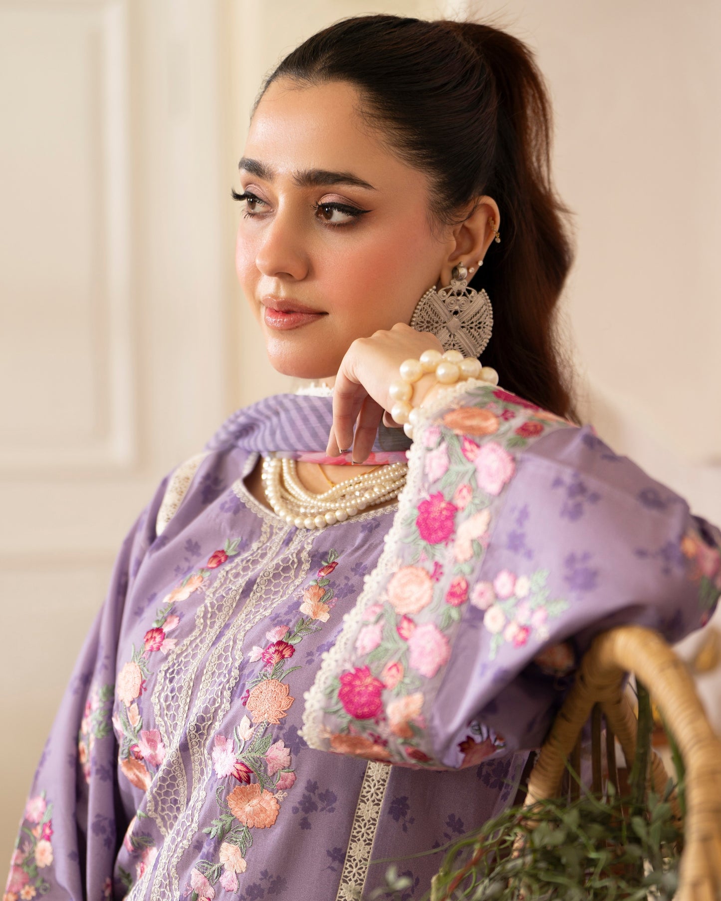 Karma Gul-Mahar 1596 Mauve Blossom